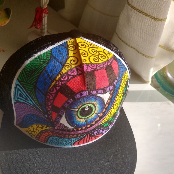 Custom baseball hat - Picture 3 of 3